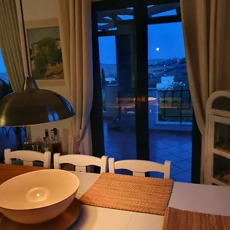 Artemis Villa