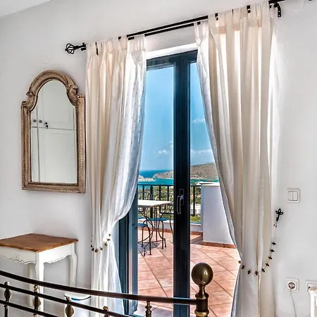 Artemis Villa *